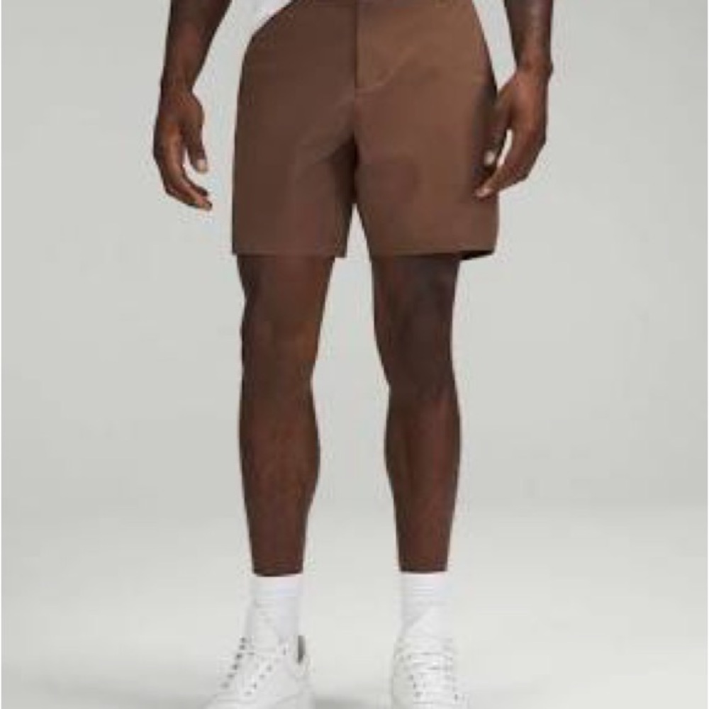 Lululemon Commission Classic-Fit Short 7" Warpstreme